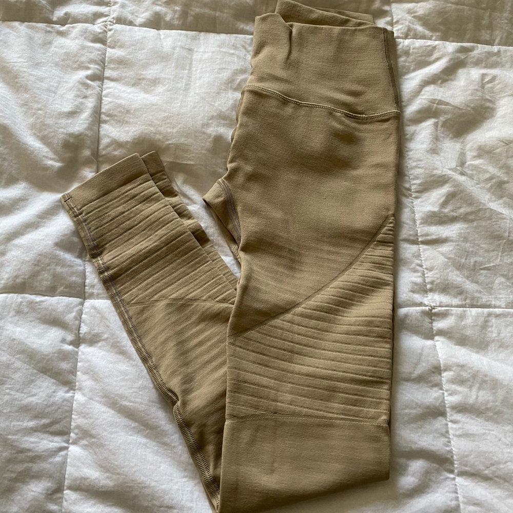 Alphalete OG revival leggings